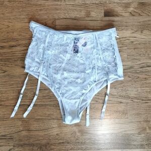 Victoria's Secret Panties & Garter Blue Set New Small
